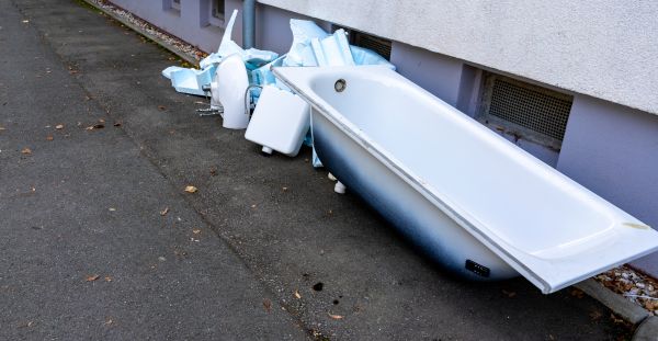 Fiberglass Bathtub Removal - Fiberglass Bathtub Removal Noblesville, Indiana